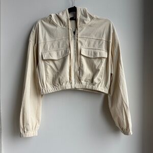 Emery Rose Cream Hooded Crop Zip Up Jacket Size M
